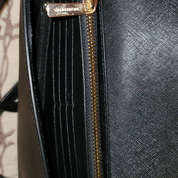 Michael Kors Medium Convertible Crossbody Bag - Picture 6 of 13